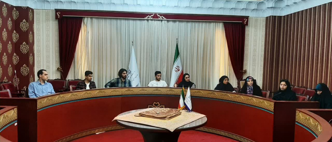 نشست دبیران کانون‌های فرهنگی با حضور کارشناسان کانون‌ها در تالار گفتگو برگزار شد