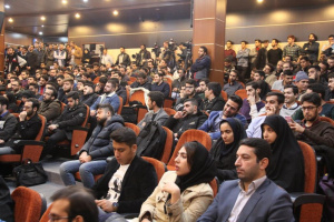  ویژه برنامه &quot;دوباره لبخند&quot; با حضور محمدباقر قالیباف و به مناسبت روز دانشجو در دانشگاه علامه طباطبائی