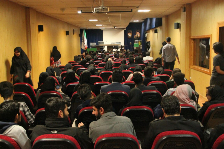 تریبون آزاد با موضوع حقوق دانشجویی در دانشگاه علامه طباطبائی برگزار شد