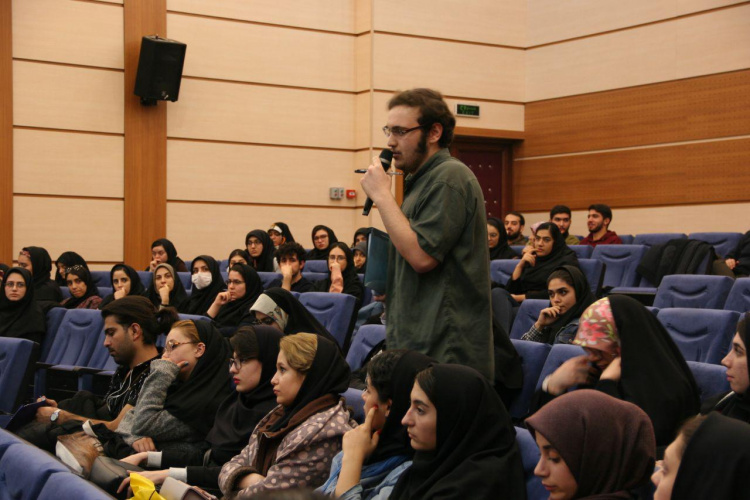 نشست اکران و تحلیل روان‌شناختی فیلم جوکر برگزار شد