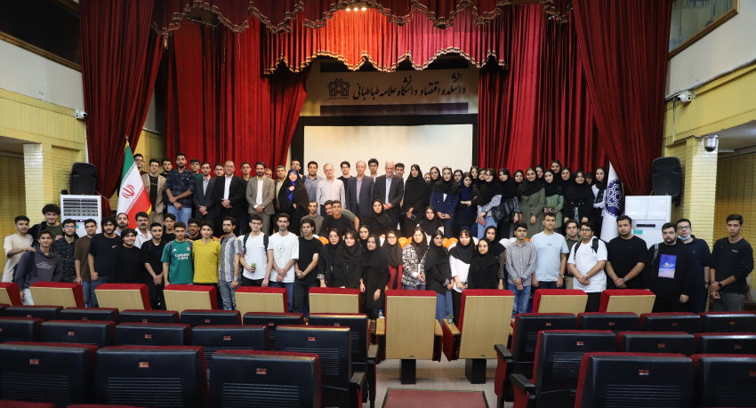 برگزاری آیین استقبال از دانشجویان نوورود مقطع کارشناسی دانشکده اقتصاد دانشگاه علامه طباطبائی