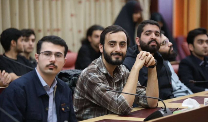برگزاری نشست وزیر علوم، فناوری و اطلاعات با فعالان فرهنگی
