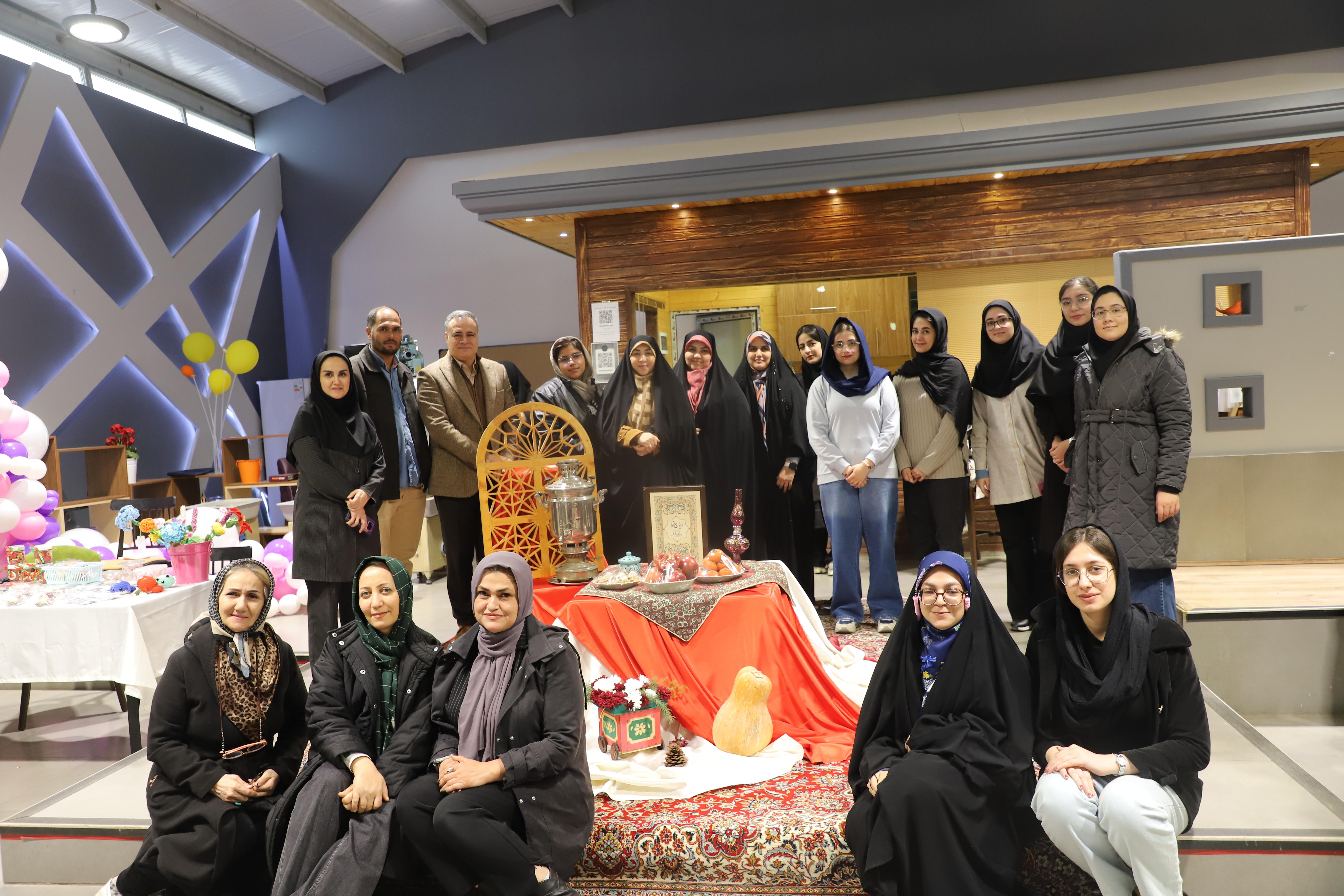 نمایشگاه و فروشگاه یلدا ۱۴۰۴